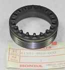41331-mg9-000 Gl1200i Honda Gl1200sei Gl1200a Retainer 1984-1987 Gl1200 Bearing Gl1200l