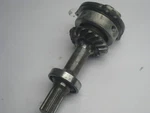 1979 Yamaha Middle Drive Bevel Gear Output Shaft. Fixed Price $34.36.