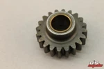 Norton Single Dominator Commando Layshaft 3RD Gear 20 Tooth 04-0634. Fixed Price $44.95.