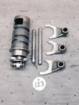1983-26 Yamaha Oem TW200 XT200 BW200 Shifting Forks & Cam Drum. Fixed Price $27.00.