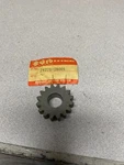 Nos Suzuki Oem Second Drive Gear 73-77 RV125 78-80 DS185 GT185 24221-28001. Fixed Price $23.46.