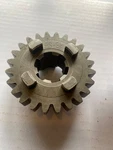 Norton Commando Amc Gearbox Layshaft 2ND 24T 04-0019 Nos. Fixed Price $54.16.