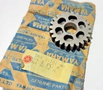 5TH Gear Pinion Input Shaft Fifth AT1 AT2 HT1 CT1 LT2 Nos Yamaha Oem Part. Fixed Price $11.99.