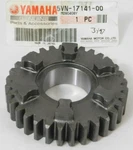 New 1996-03 Yamaha XVZ13 XV1600 Road Royal Star 4TH Gear Pinion Oem 5VN-17141-00. Fixed Price $12.84.
