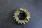 Yamaha 1976 - 1982 XS360 XS400 Transmission Main Drive Shaft 2ND Pinion 18T Gear. Fixed Price $34.00.