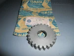 Nos Yamaha MX100 MX125 MX175 RS100 Pinion Gear Wheel Drive 5TH 427-17151-00. Fixed Price $17.99.