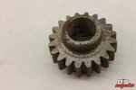 Nos Norton Commando Layshaft 3RD Gear 20T Part# 04-0634. Fixed Price $49.95.