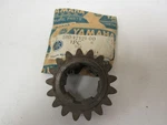 Nos Yamaha IT400 YZ400 1976 Transmission Gear 2ND Pinion 510-17121-00-00. Fixed Price $25.04.