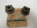 Yamaha Oem Nos 2ND Gear 257-17121-00-00 JT1 JT2MX You Get. Fixed Price $16.27.