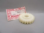 Nos Kawasaki H1 Mach Iii KH500 69-72 Genuine Distributor Gear Oem 21147-001. Fixed Price $21.99.