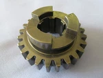 04-0019 Norton Single Dominator Commando Layshaft 2ND Gear 24 Tooth ***. Fixed Price $64.90.