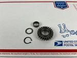 89 07 Honda CR125R Transmission Main Shaft 5TH 23T Gear 23471-KZ4-010. Fixed Price $50.00.