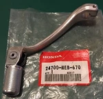 Pedal, Change; Oem Honda Nos P/n 24700-MEB-670 Fits: 2002 CRF450R Only. Fixed Price $98.12.