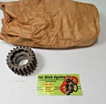 Nos Triumph, 57-3889, T150 4 Speed Mainshaft 3RD Gear 23 Teeth 1969-1970 Oem. Fixed Price $129.99.